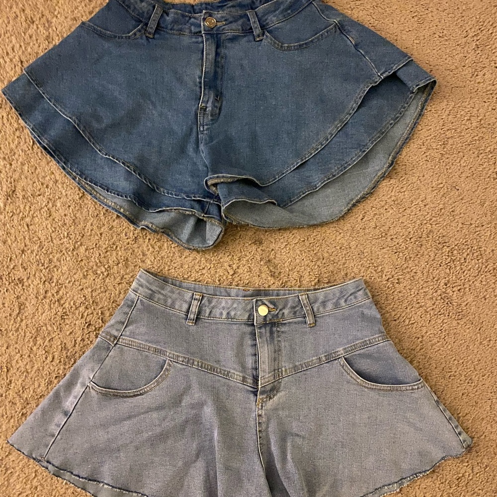SHEIN flared Jean shorts size M